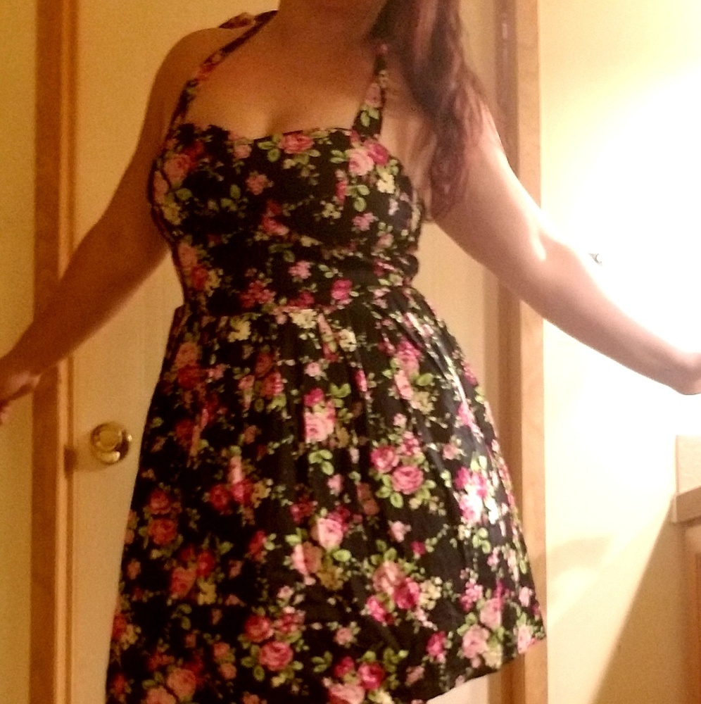 No boundaries halter dress size L